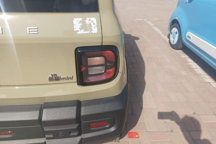 Used Geely Galaxy Panda 2024 200km Panda Rider Right Rear Taillight