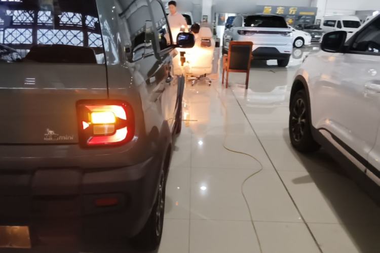 Used Geely Galaxy Panda 2024 200km Panda Rider Right Rear Taillight