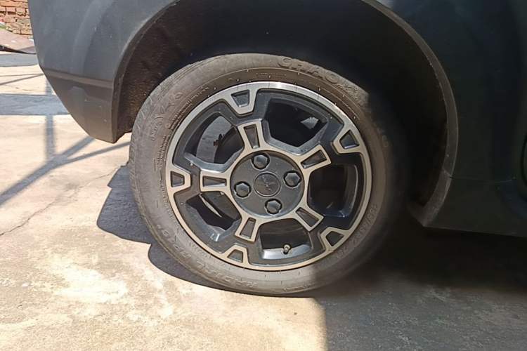 Used Geely Galaxy Panda 2024 200km Panda Rider Right Rear Wheel Hub