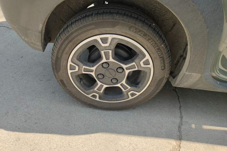 Used Geely Galaxy Panda 2024 200km Panda Rider Right Rear Wheel Hub
