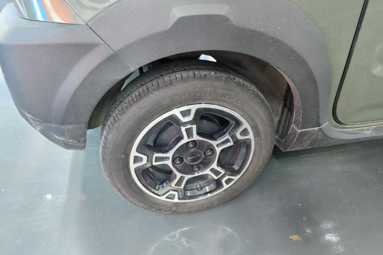 Used Geely Galaxy Panda 2024 200km Panda Rider Right Rear Wheel Hub