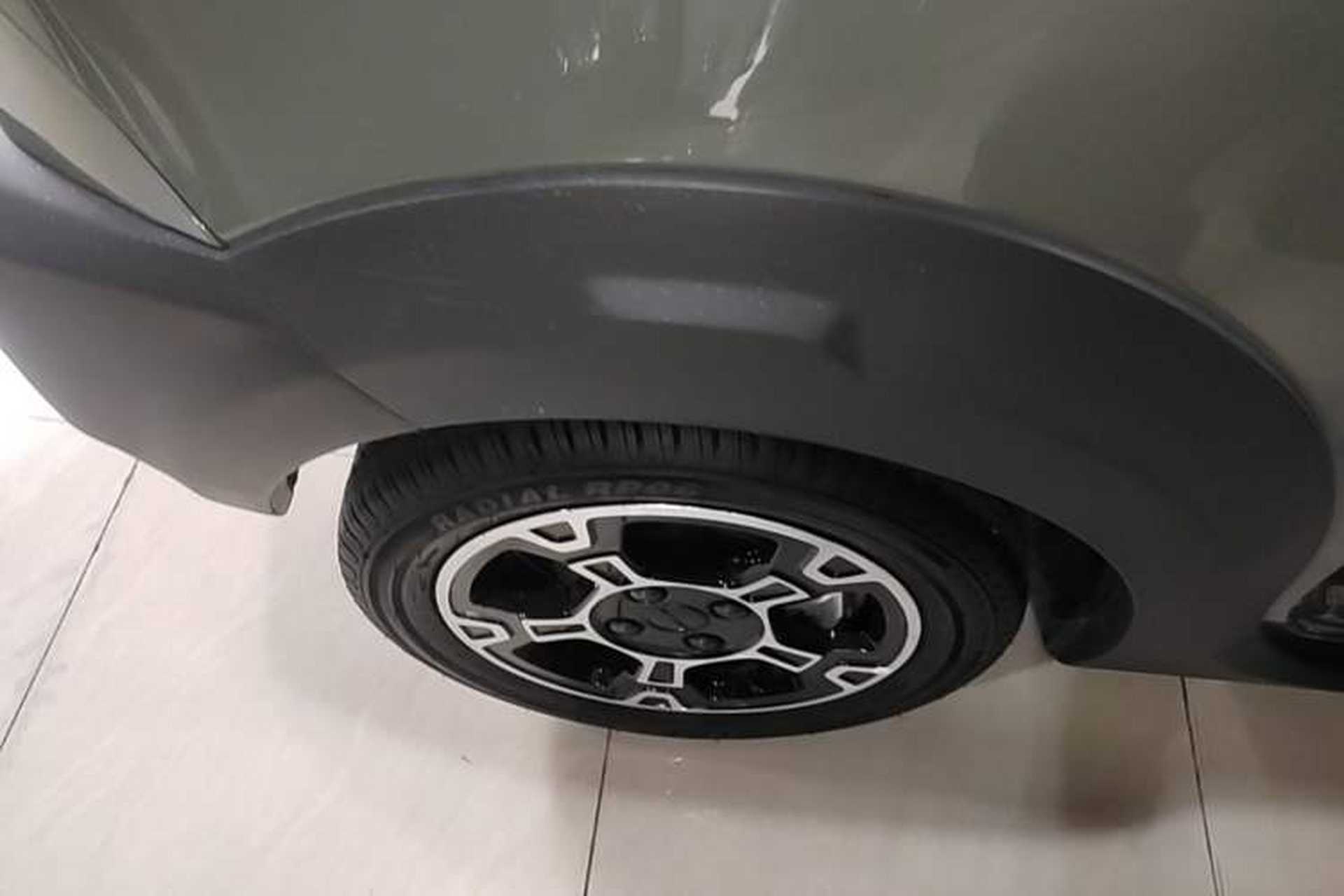 Used Geely Galaxy Panda 2024 200km Panda Rider Right Rear Wheel Hub