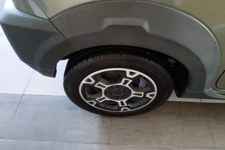 Used Geely Galaxy Panda 2024 200km Panda Rider Right Rear Wheel Hub