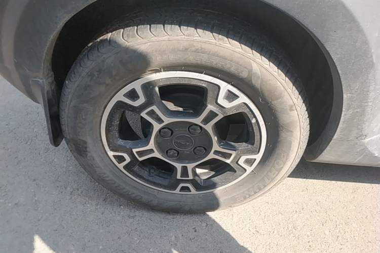 Used Geely Galaxy Panda 2024 200km Panda Rider Right Rear Wheel Hub