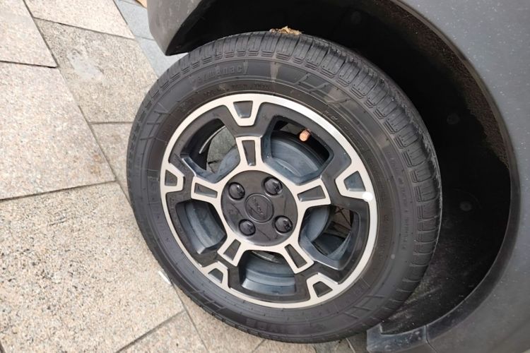 Used Geely Galaxy Panda 2024 200km Panda Rider Right Rear Wheel Hub