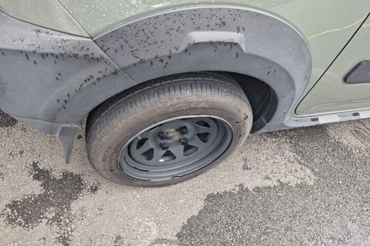 Used Geely Galaxy Panda 2024 Panda Mini 200km Endurance Bear Right Rear Wheel Hub