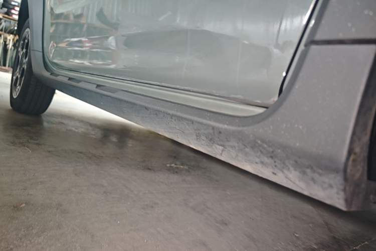 Used Geely Galaxy Panda 2024 200km Panda Rider Right Side Sill