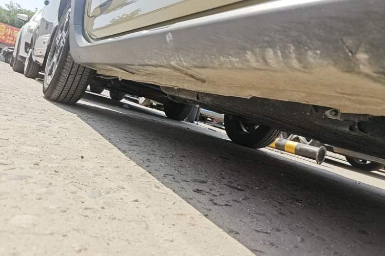 Used Geely Galaxy Panda 2024 200km Panda Rider Right Side Sill