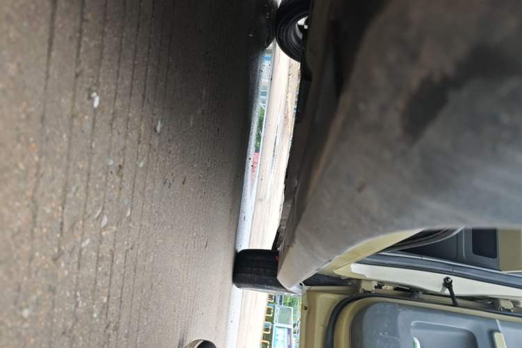 Used Geely Galaxy Panda 2024 200km Panda Rider Right Side Sill