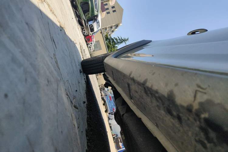 Used Geely Galaxy Panda 2024 200km Panda Rider Right Side Sill