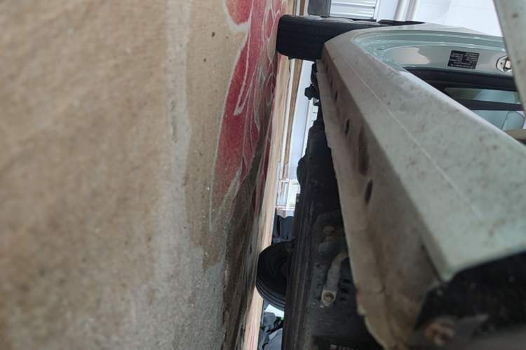Used Geely Galaxy Panda 2024 Panda Mini 200km Endurance Bear Right Side Sill