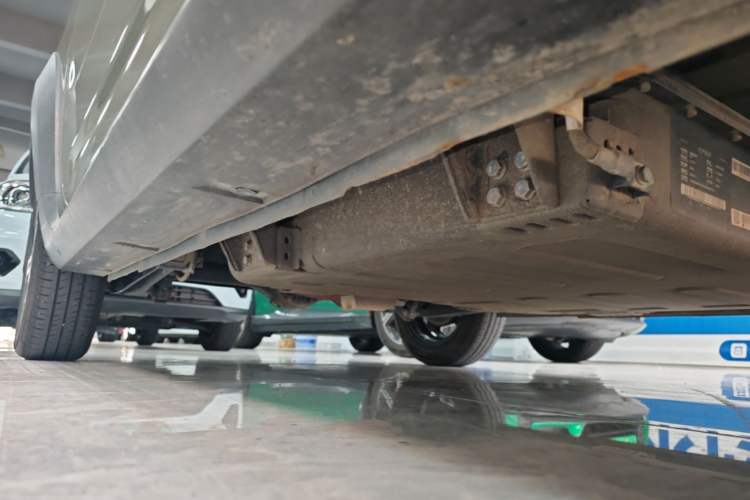 Used Geely Galaxy Panda 2024 200km Panda Rider Right Side Sill