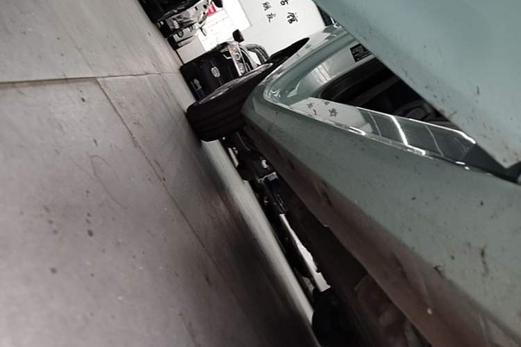 Used Geely Galaxy Panda 2024 Panda Mini 200km Endurance Bear Right Side Sill
