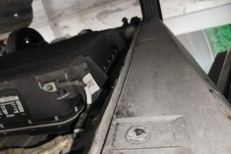 Used Geely Galaxy Panda 2024 200km Panda Rider Right Side Sill