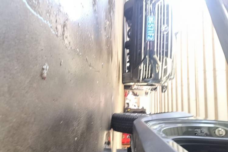 Used Geely Galaxy Panda 2024 200km Panda Rider Right Side Sill