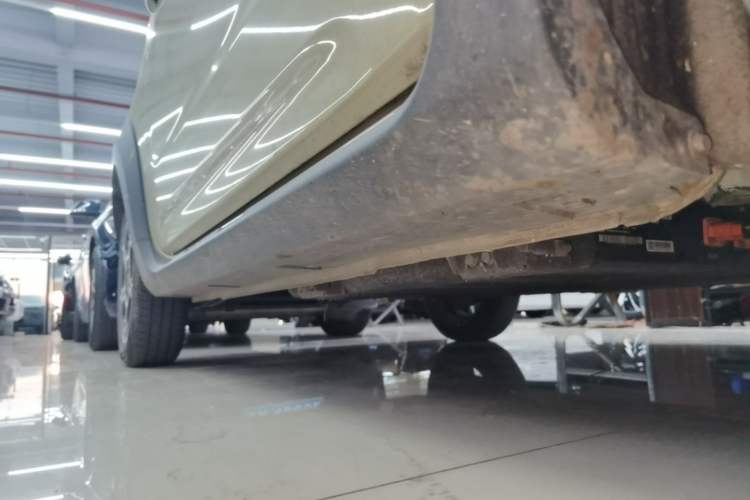 Used Geely Galaxy Panda 2024 200km Panda Rider Right Side Sill