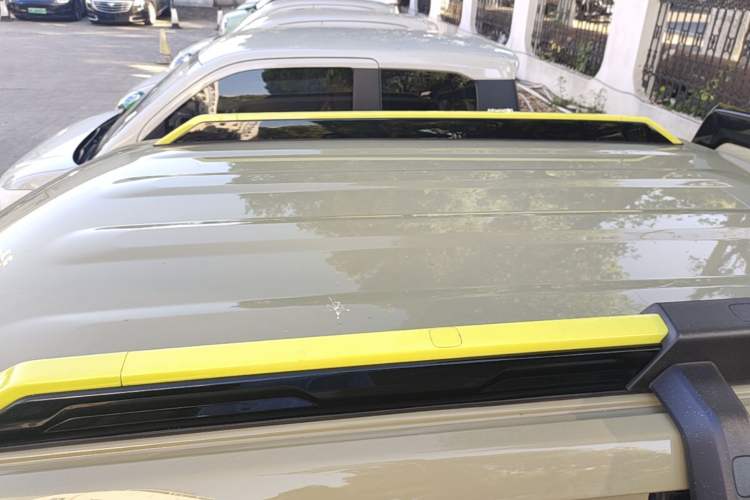 Used Geely Galaxy Panda 2024 200km Panda Rider Roof
