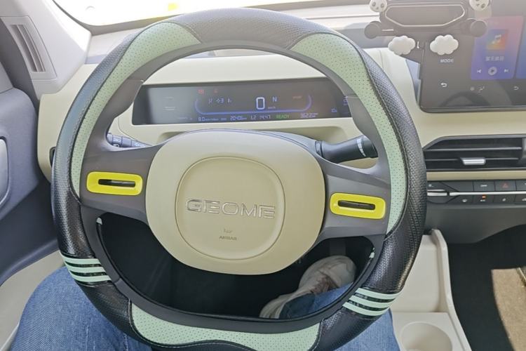 Used Geely Galaxy Panda 2024 200km Panda Rider Steering Wheel
