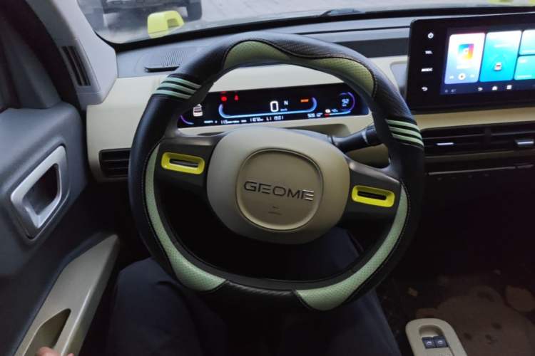 Used Geely Galaxy Panda 2024 200km Panda Rider Steering Wheel