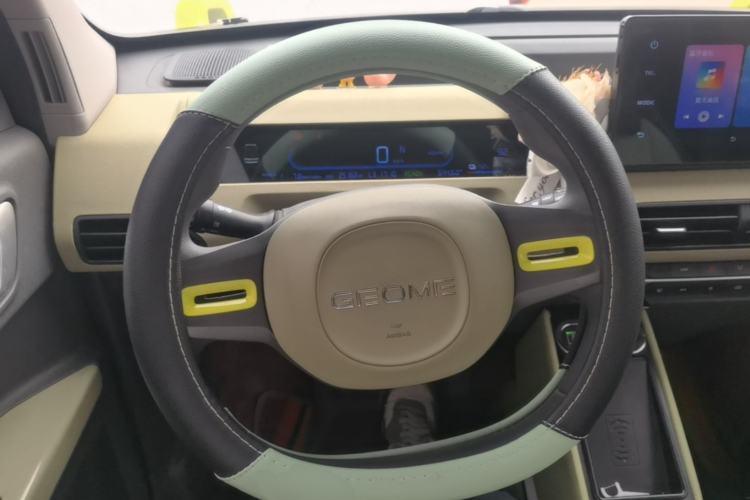 Used Geely Galaxy Panda 2024 200km Panda Rider Steering Wheel