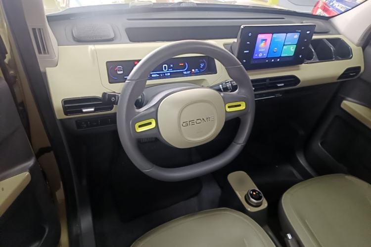 Used Geely Galaxy Panda 2024 200km Panda Rider Steering Wheel