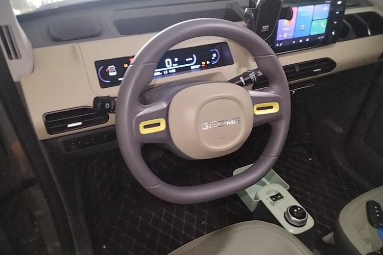 Used Geely Galaxy Panda 2024 200km Panda Rider Steering Wheel