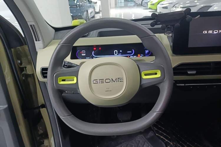 Used Geely Galaxy Panda 2024 200km Panda Rider Steering Wheel