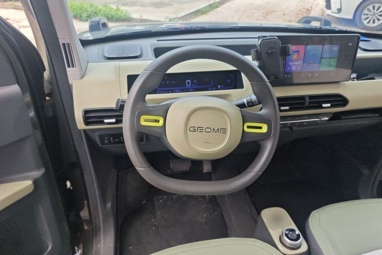 Used Geely Galaxy Panda 2024 200km Panda Rider Steering Wheel