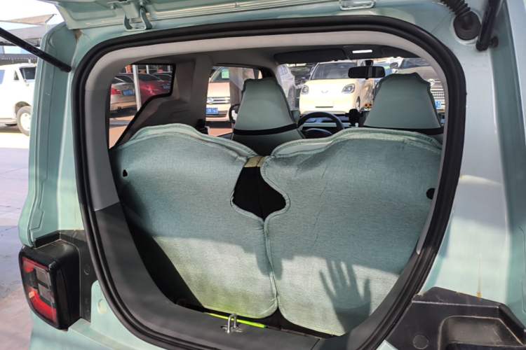 Used Geely Galaxy Panda 2024 Panda Mini 200km Endurance Bear Trunk