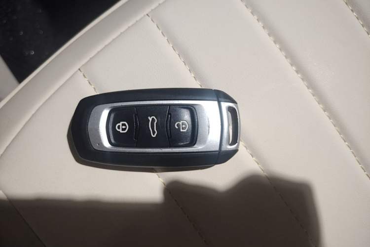 Used Geely Galaxy Panda 2024 200km Panda Rider Vehicle Key