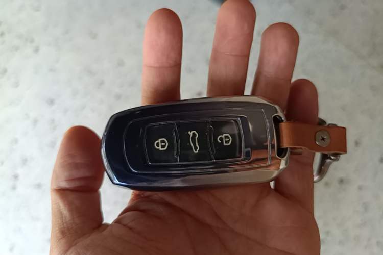 Used Geely Galaxy Panda 2024 200km Panda Rider Vehicle Key