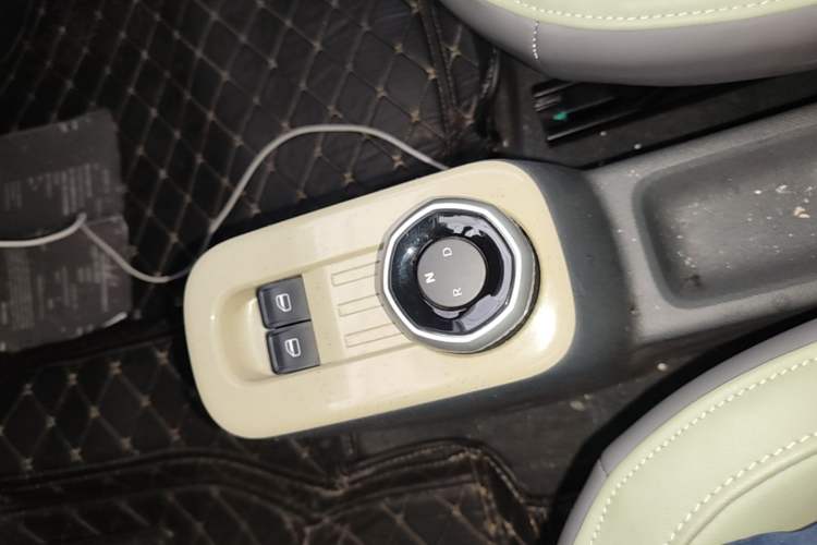 Used Geely Galaxy Panda 2024 200km Panda Rider Vehicle Key