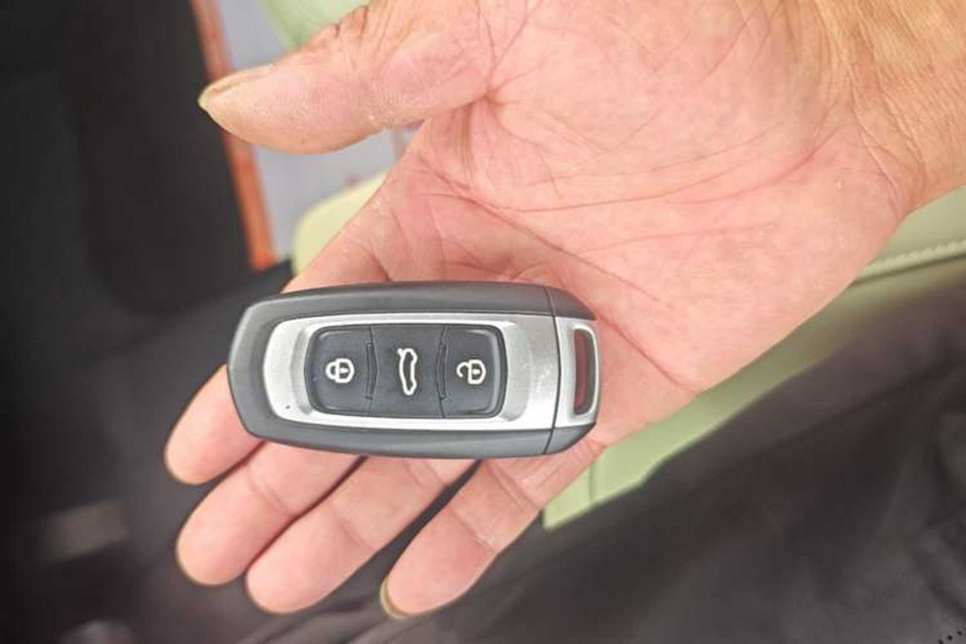 Used Geely Galaxy Panda 2024 200km Panda Rider Vehicle Key