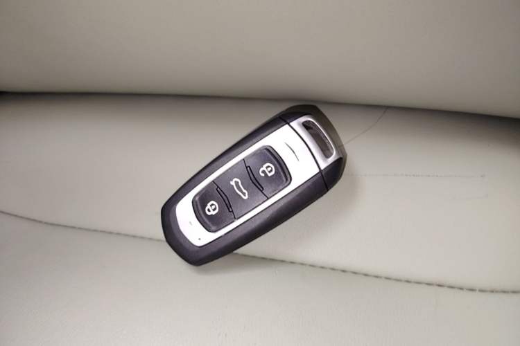 Used Geely Galaxy Panda 2024 200km Panda Rider Vehicle Key