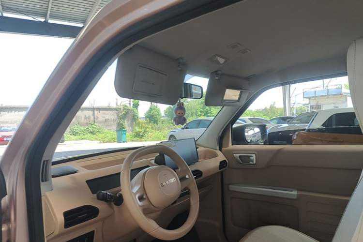 Used Geely Galaxy Panda 2024 Panda Mini 200km Longteng PRO Edition Headliner