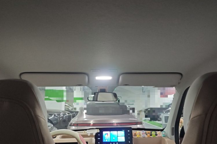 Used Geely Galaxy Panda 2024 Panda Mini 200km Endurance Bear Headliner
