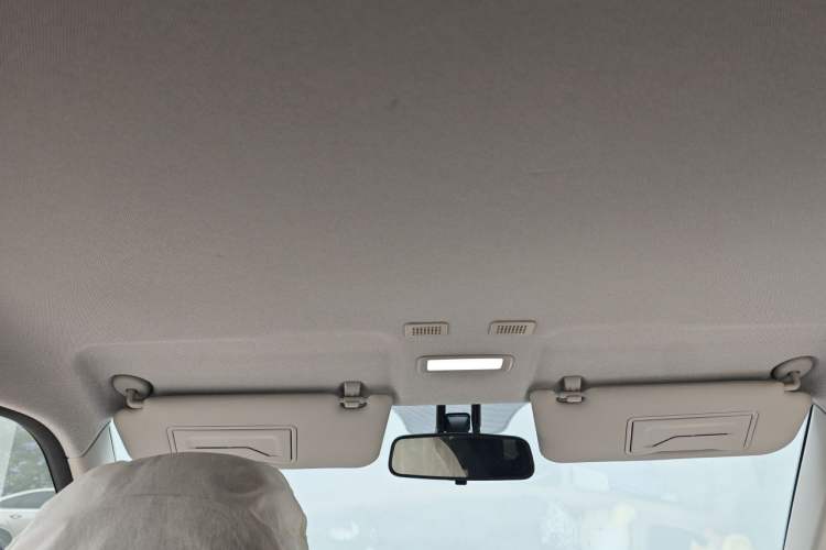 Used Geely Galaxy Panda 2024 Panda Mini 200km Endurance Bear Headliner