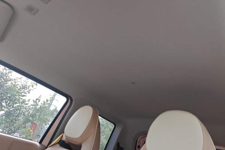 Used Geely Galaxy Panda 2024 Panda Mini 200km Endurance Bear Headliner