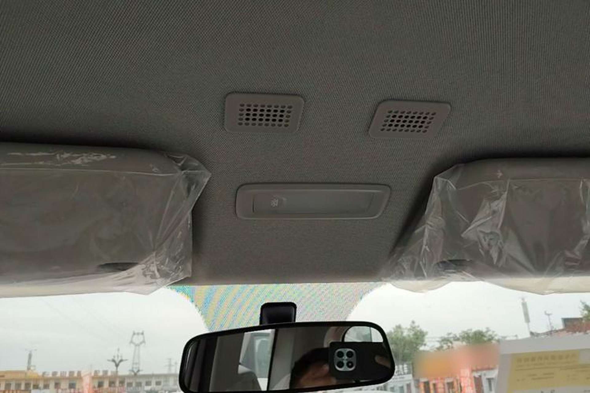 Used Geely Galaxy Panda 2024 Panda Mini 200km Endurance Bear Headliner