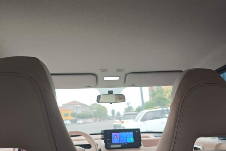 Used Geely Galaxy Panda 2024 Panda Mini 200km Endurance Bear Headliner