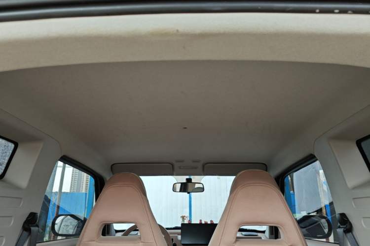 Used Geely Galaxy Panda 2024 Panda Mini 200km Endurance Bear Headliner