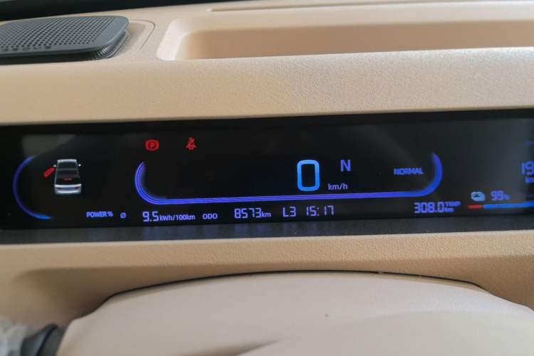 Used Geely Galaxy Panda 2024 Panda Mini 200km Endurance Bear Instrument Cluster