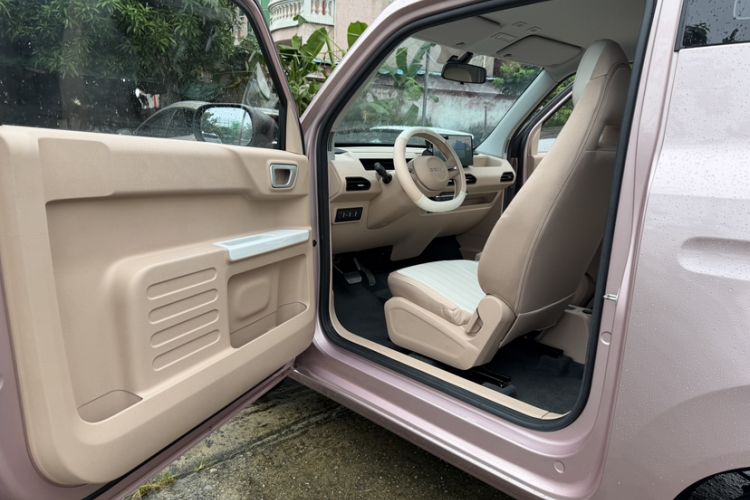 Used Geely Galaxy Panda 2024 Panda Mini 200km Dragon Edition Interior 11