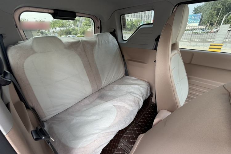 Used Geely Galaxy Panda 2024 Facelifted Panda Mini 200km Dragon Edition Interior 4