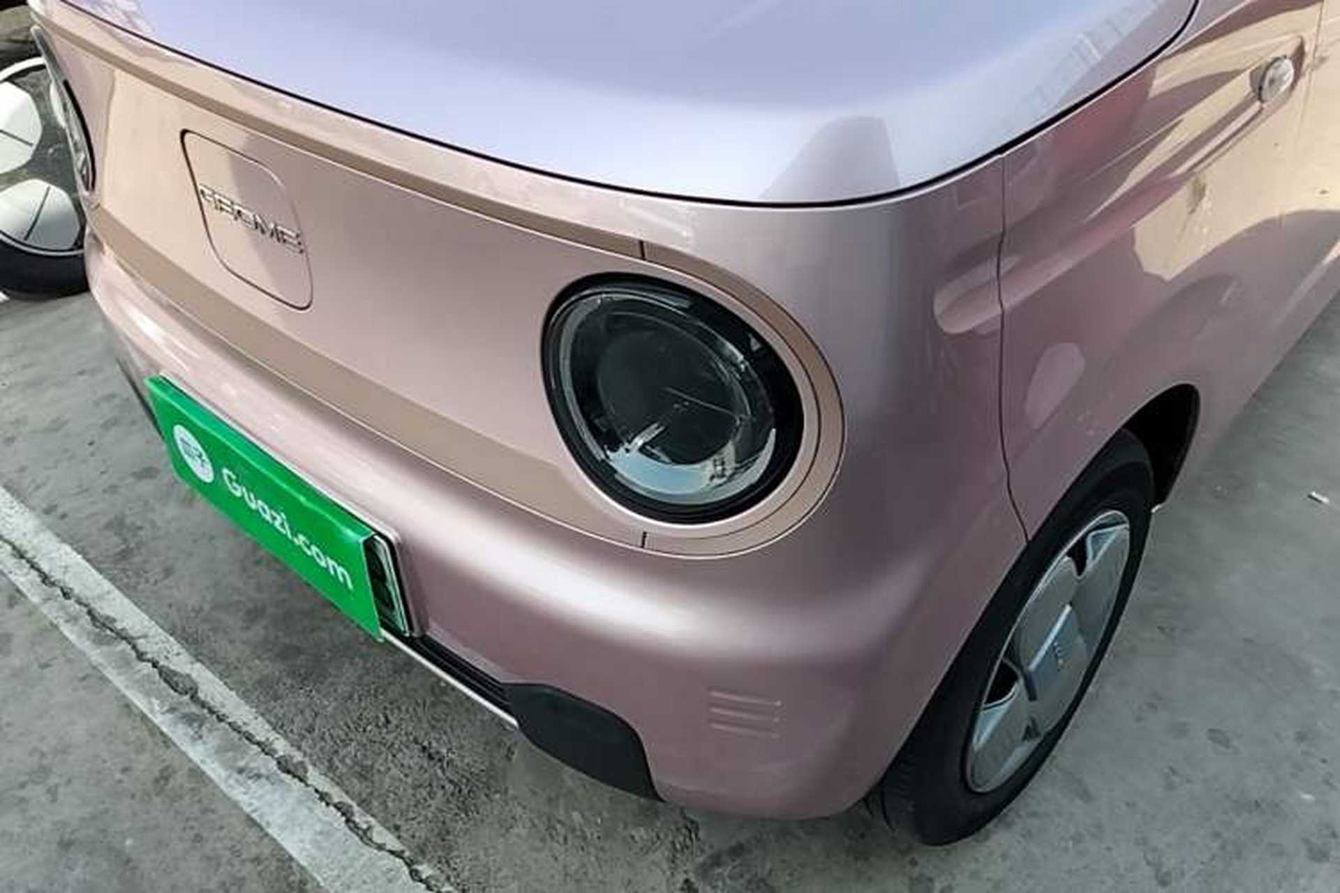 Used Geely Galaxy Panda 2024 Panda Mini 200km Endurance Bear Left Front Headlight