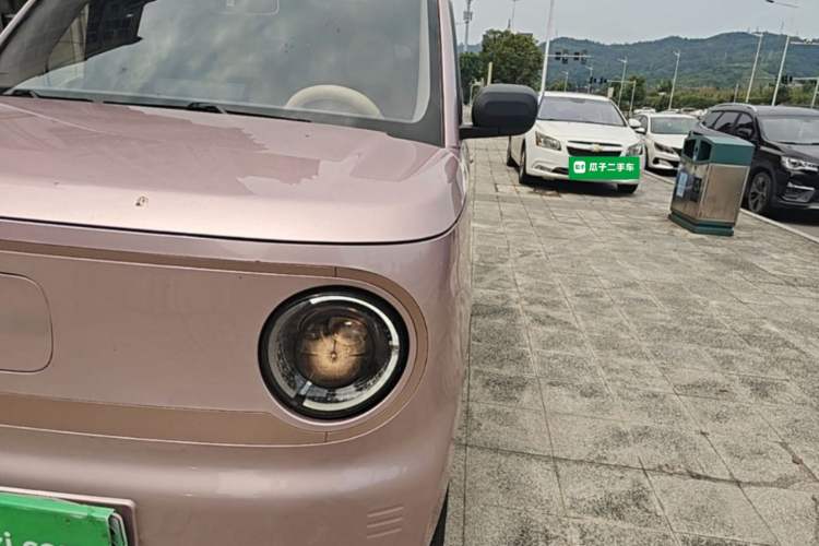 Used Geely Galaxy Panda 2024 Panda Mini 200km Endurance Bear Left Front Headlight