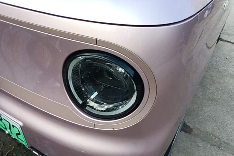 Used Geely Galaxy Panda 2024 Panda Mini 200km Endurance Bear Left Front Headlight