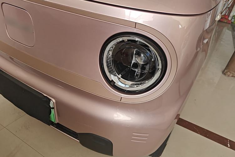 Used Geely Galaxy Panda 2024 Panda Mini 200km Endurance Bear Left Front Headlight