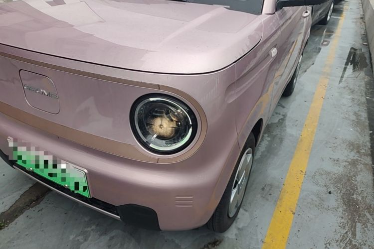 Used Geely Galaxy Panda 2024 Panda Mini 200km Endurance Bear Left Front Headlight