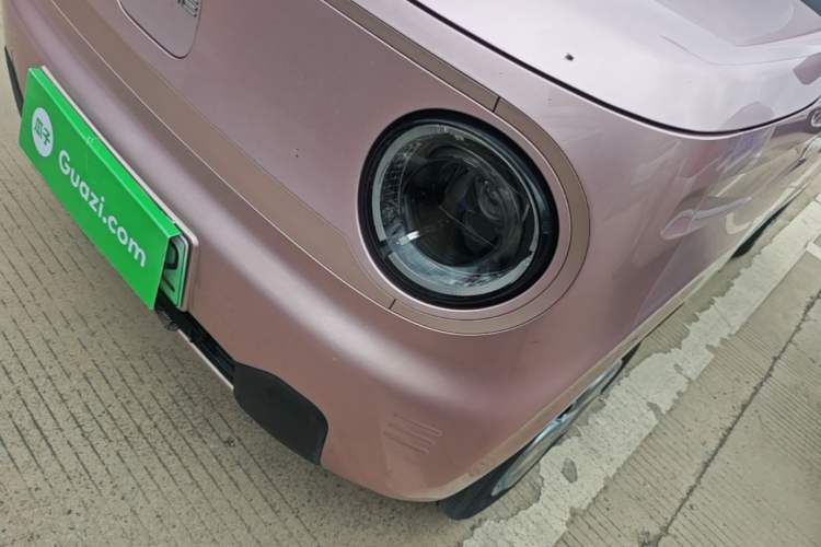 Used Geely Galaxy Panda 2024 Panda Mini 200km Endurance Bear Left Front Headlight